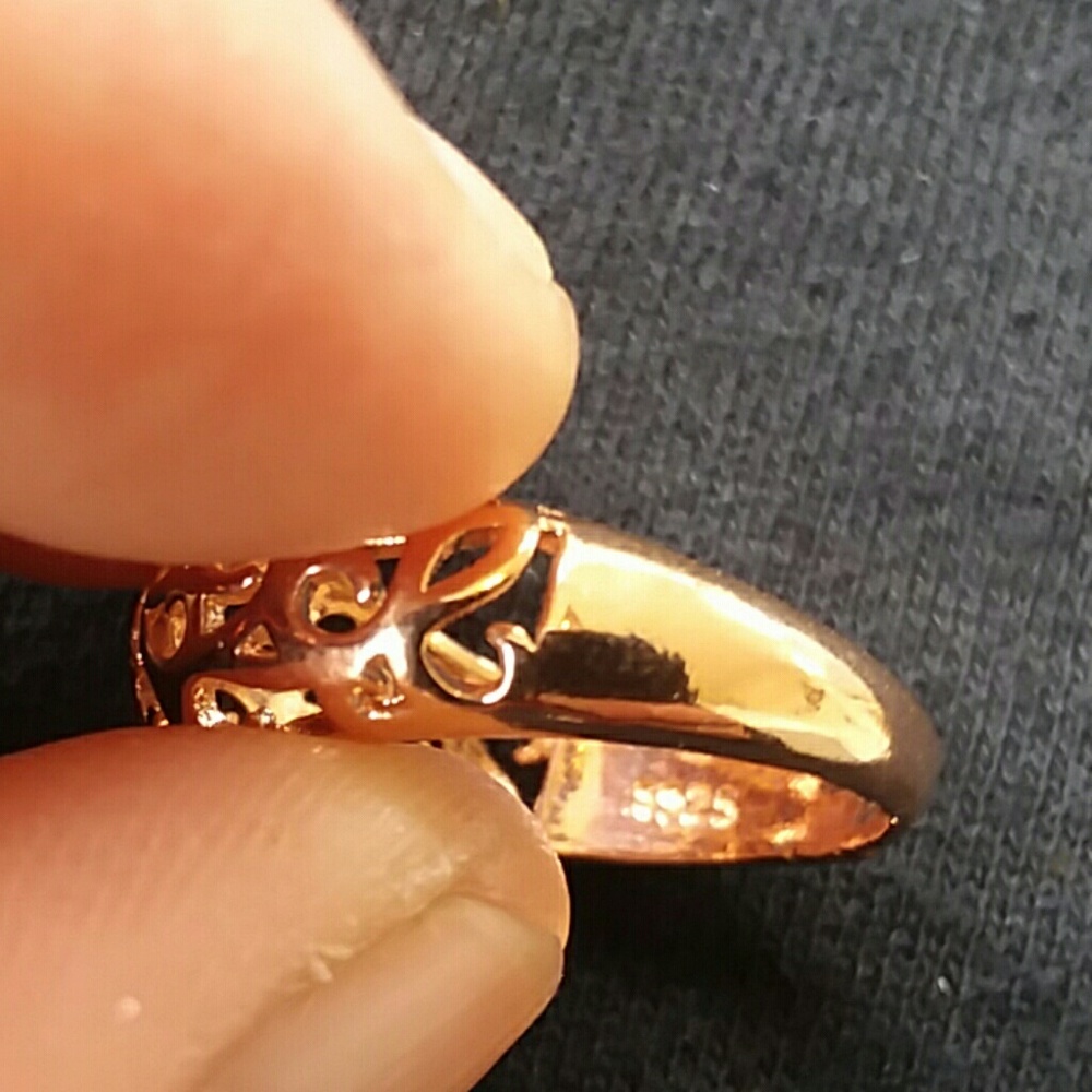 Ring - Picture 4 of 4